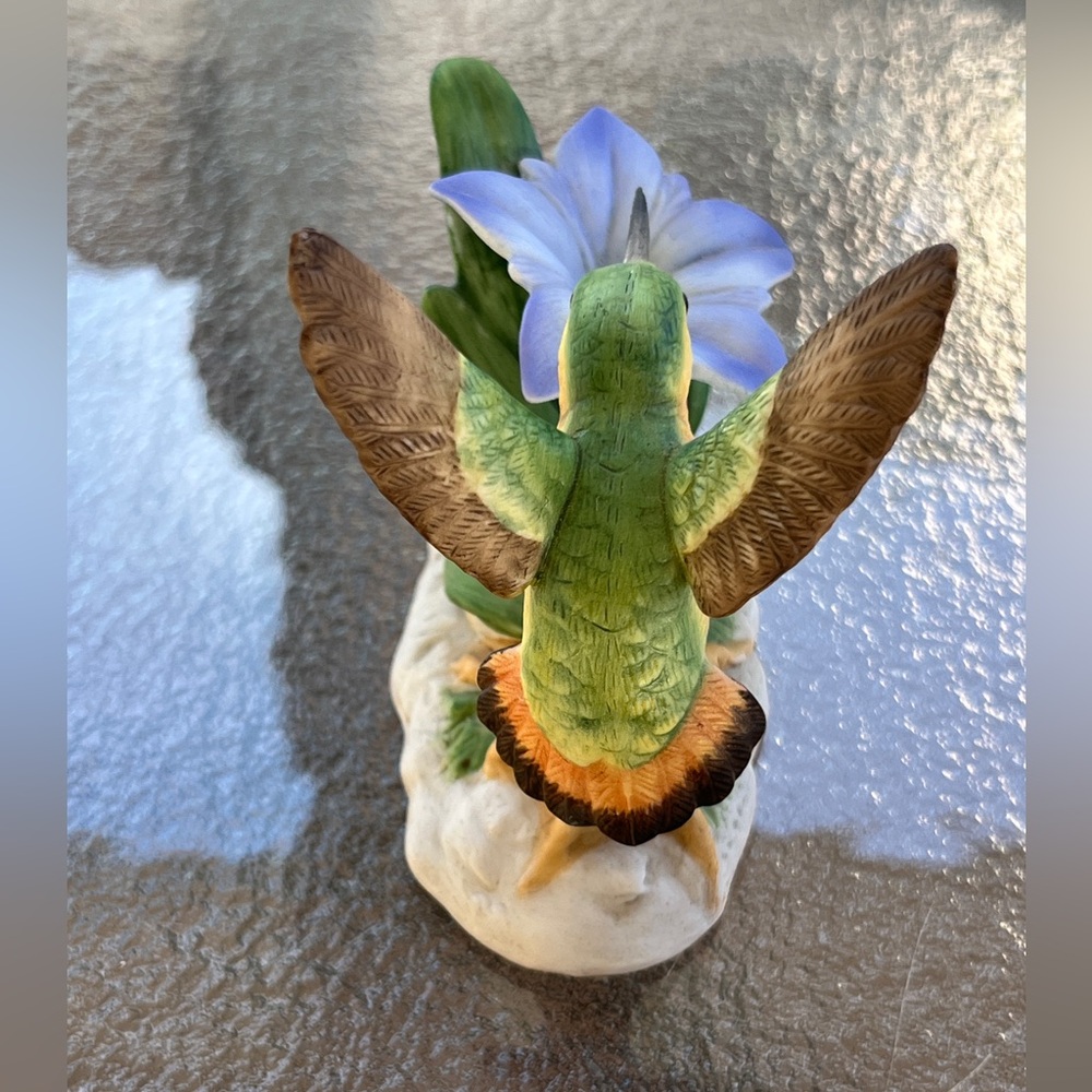 1996 Bronson Collectibles Calliope Hummingbird with Gentian Flower 4” - Picture 4 of 5